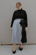 Load image into Gallery viewer, the Flavia skirt
