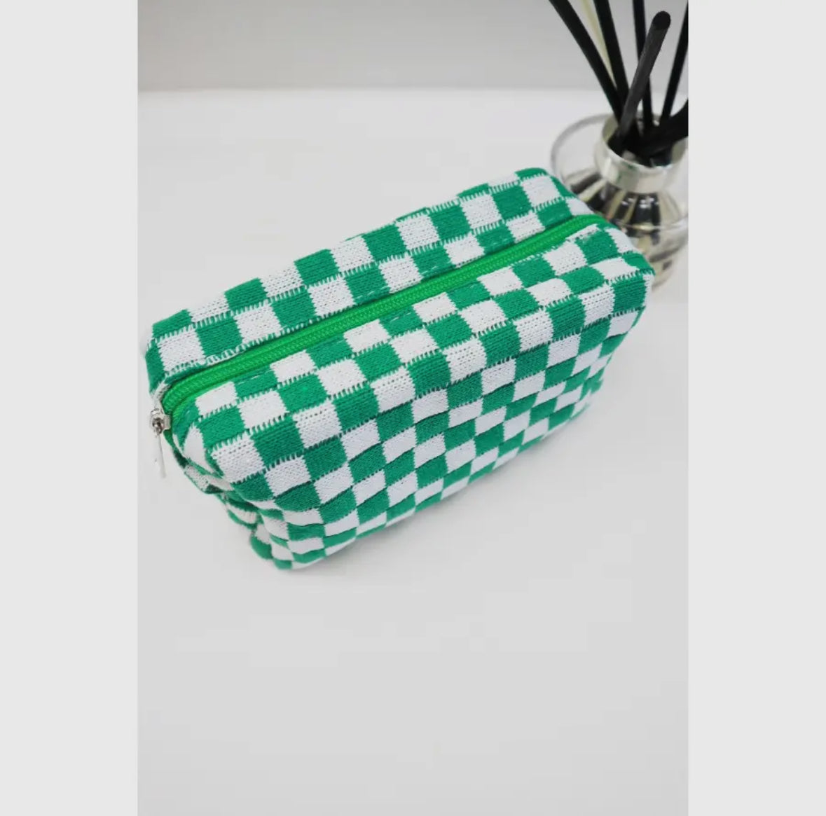 Checkered Knitted Travel Bags